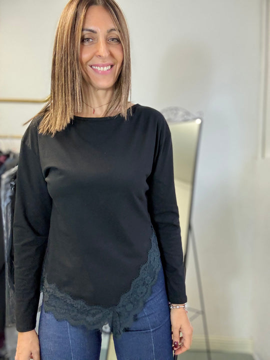 La t-shirt con il pizzo