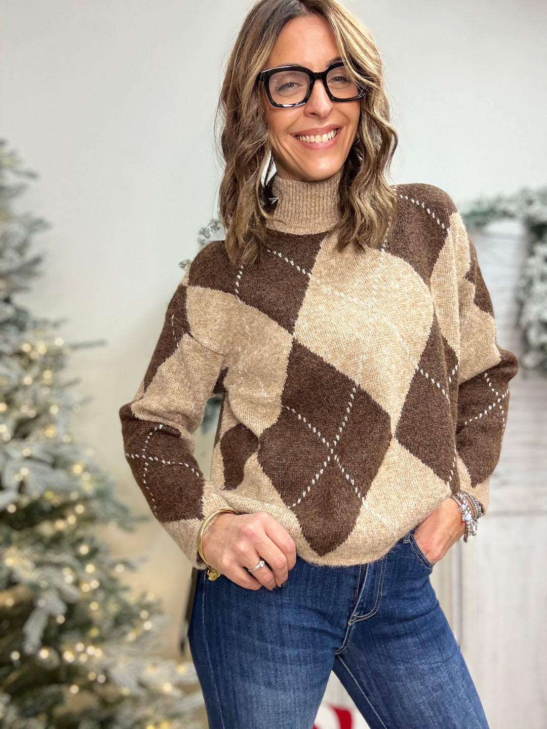 Il pull Miss con collo alto