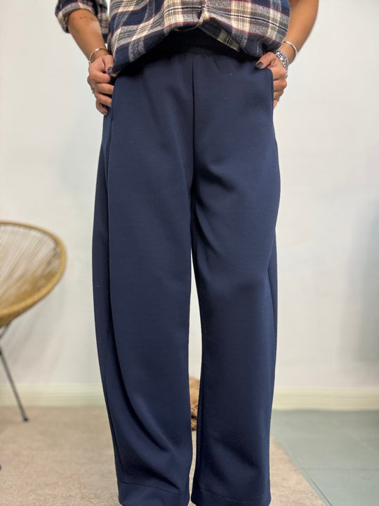 Il pantalone scuba ovetto