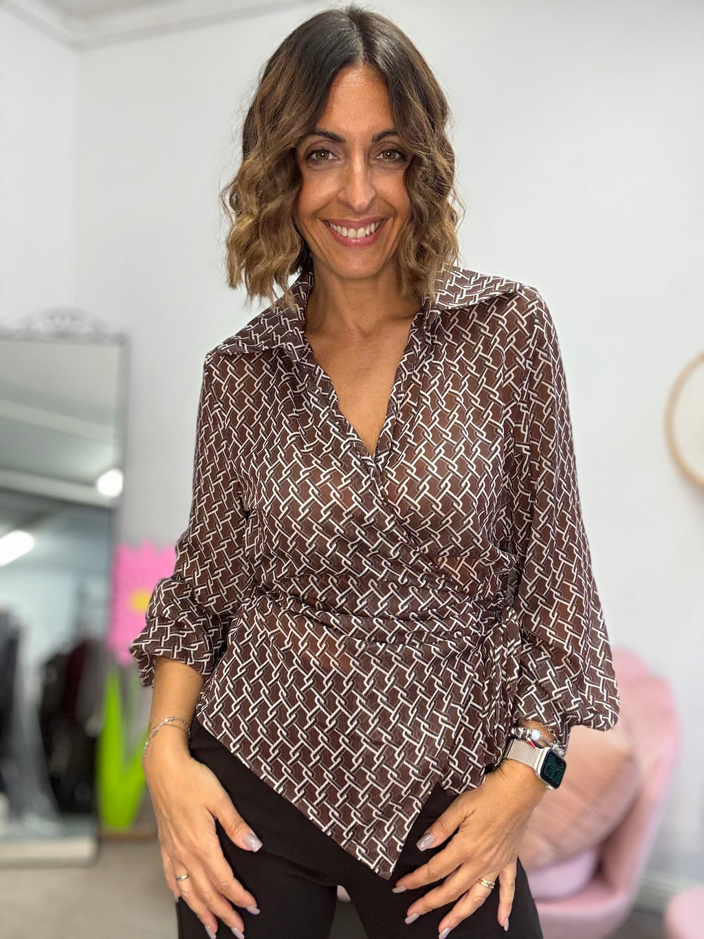 La camicia col fiocco