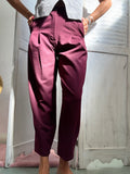 Il pantalone Javier con le pence