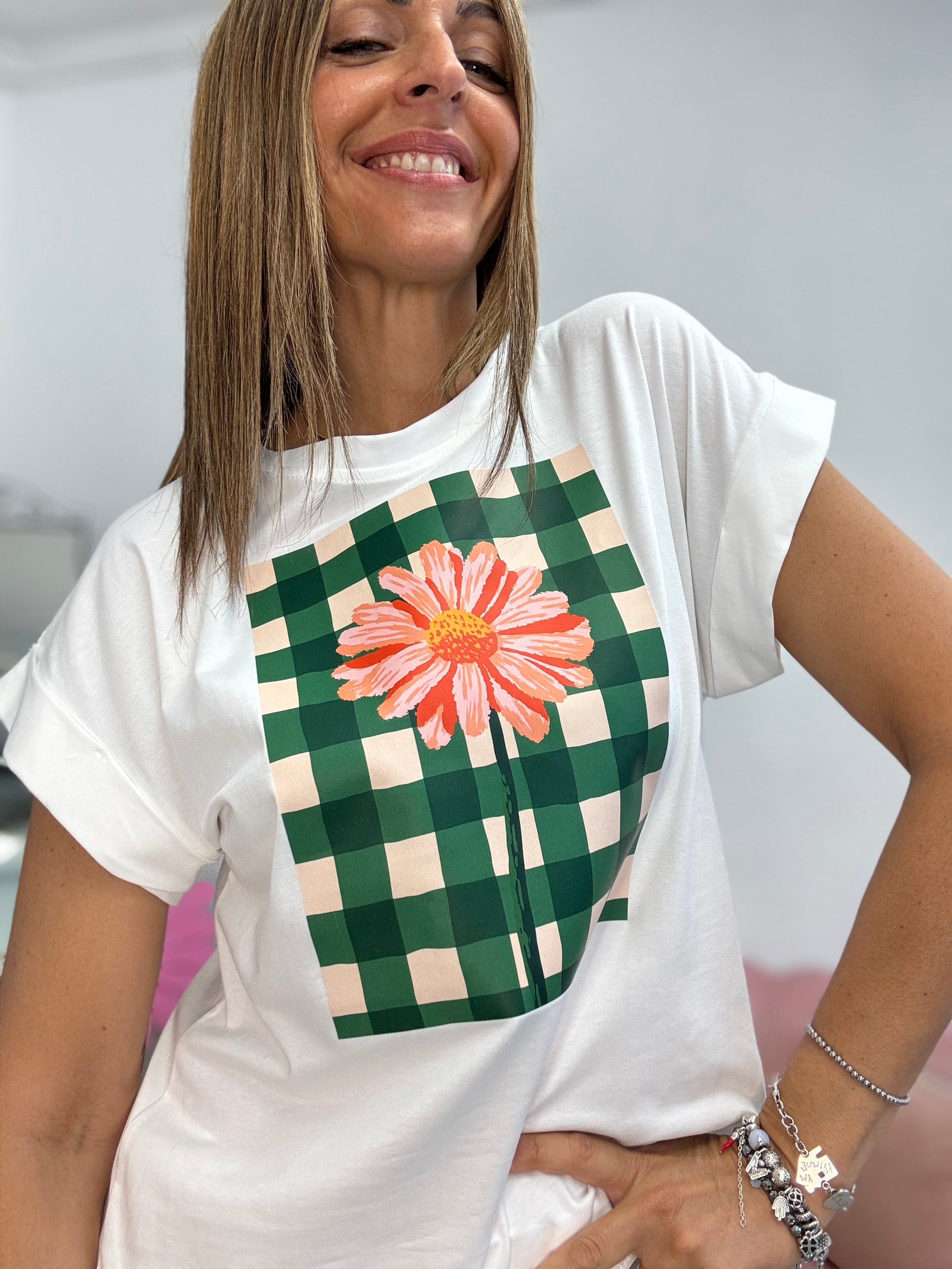 La t-shirt flower