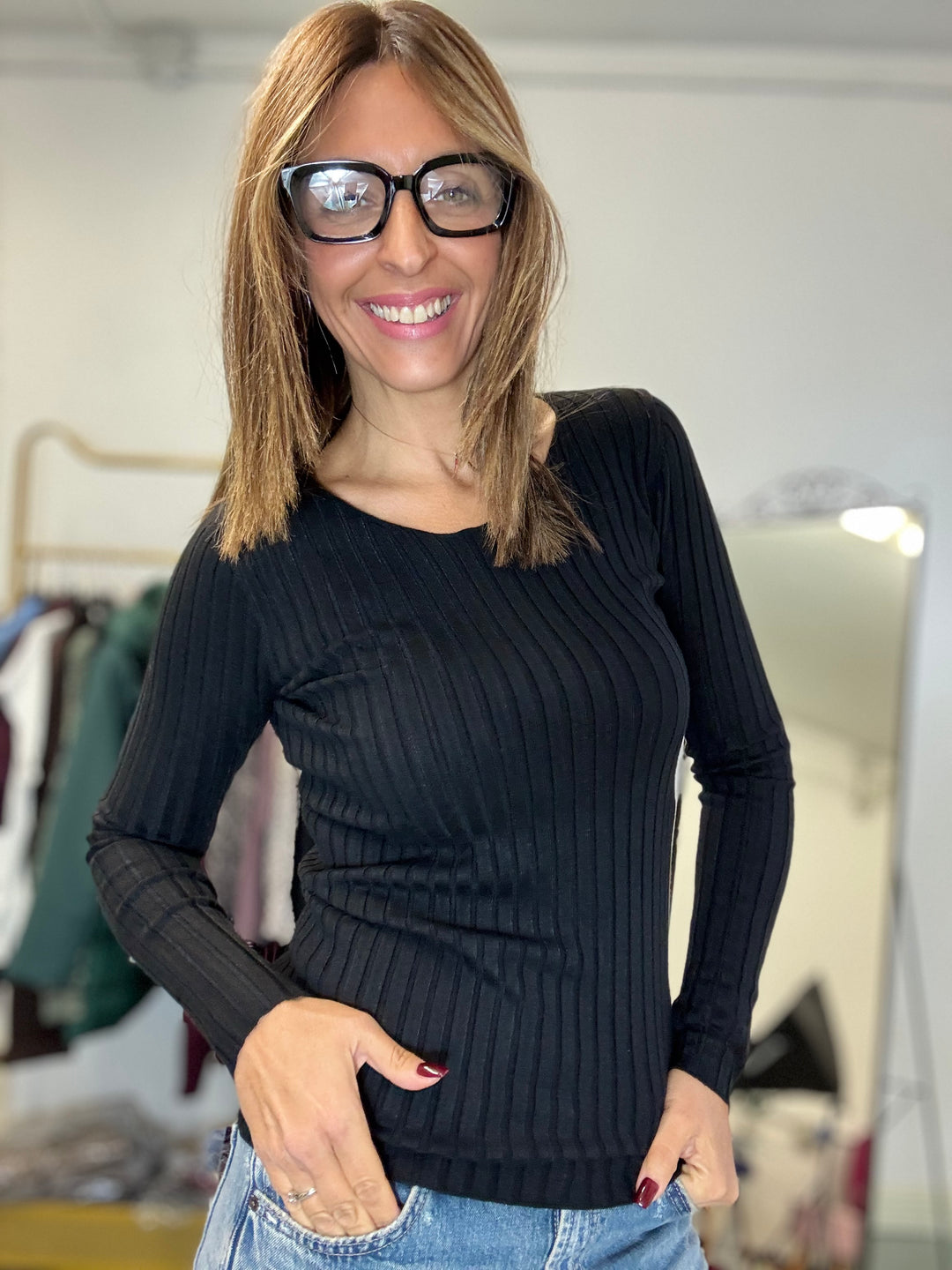 Il pull basico con le costine