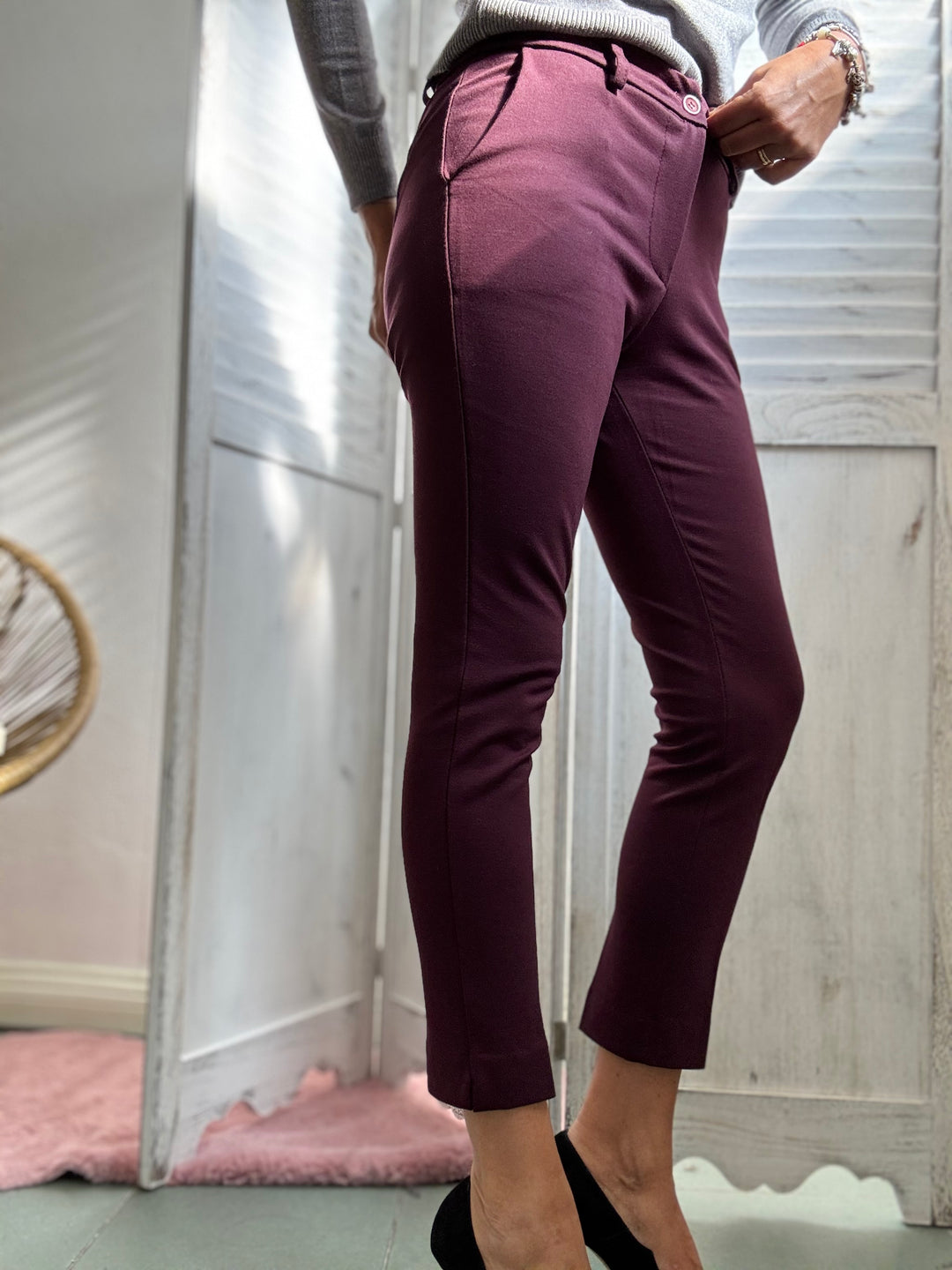 Il pantalone sigaretta punto Milano