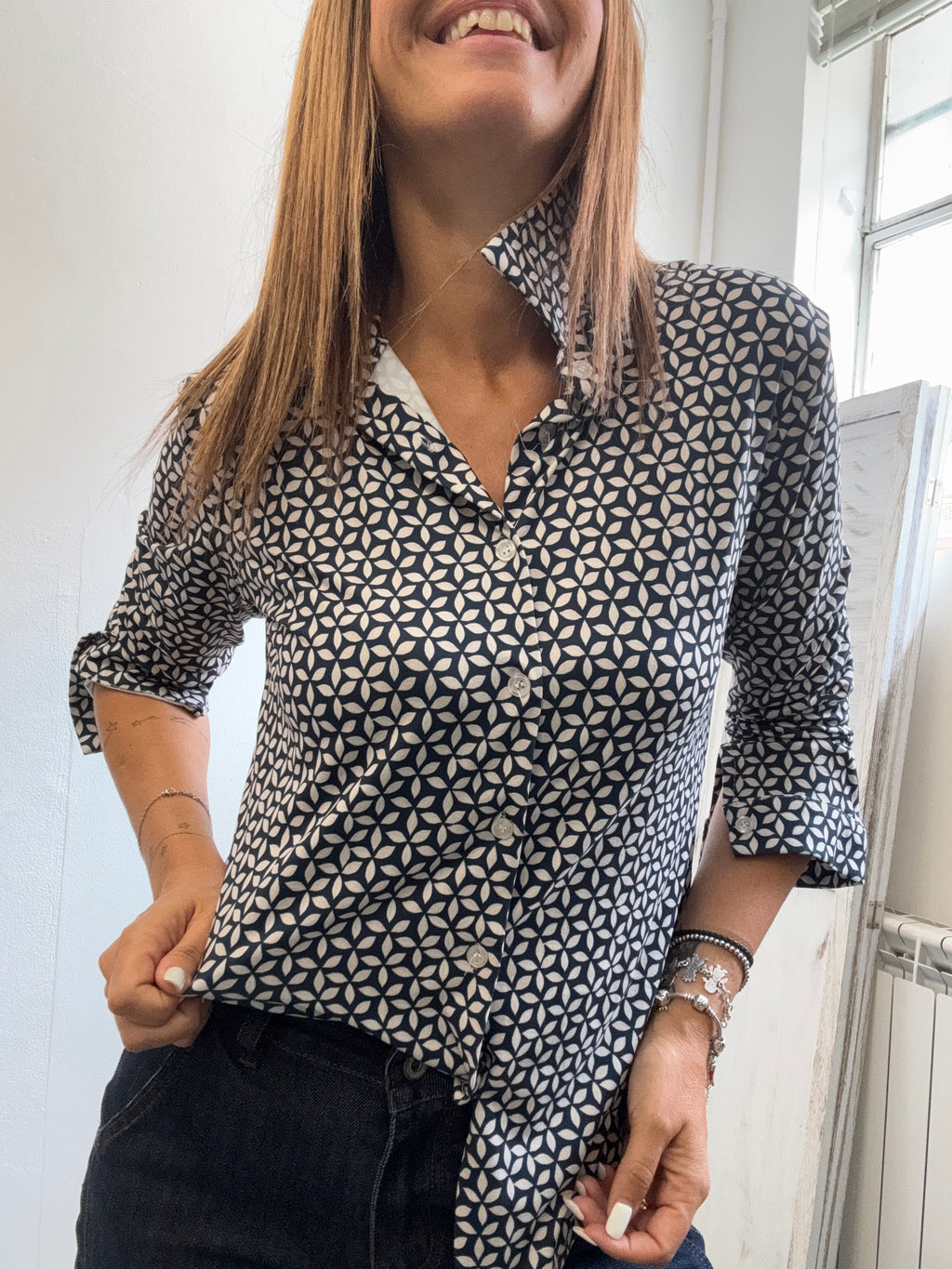 La camicia in maglina con l’alloro