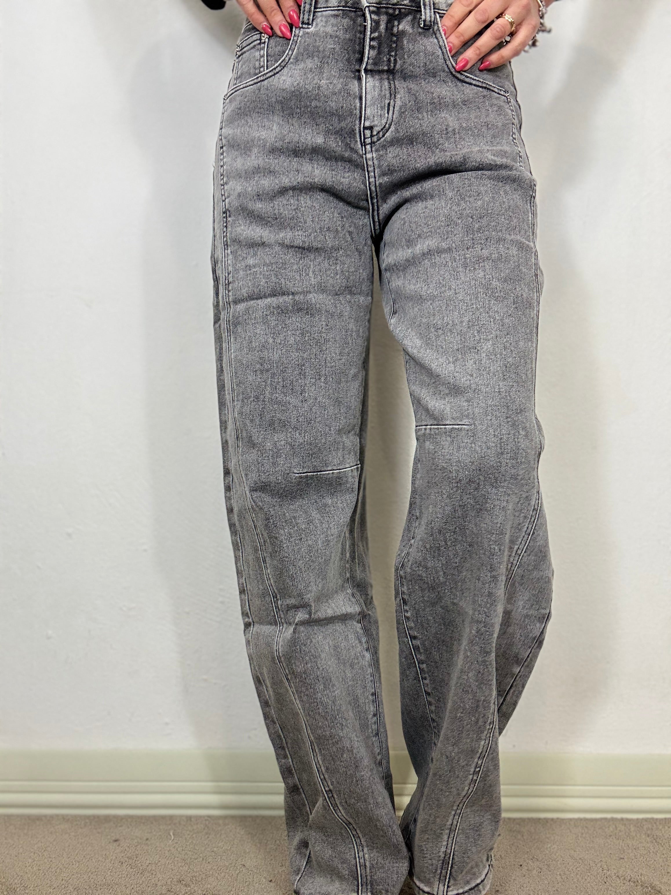 Il jeans egg elasticizzato