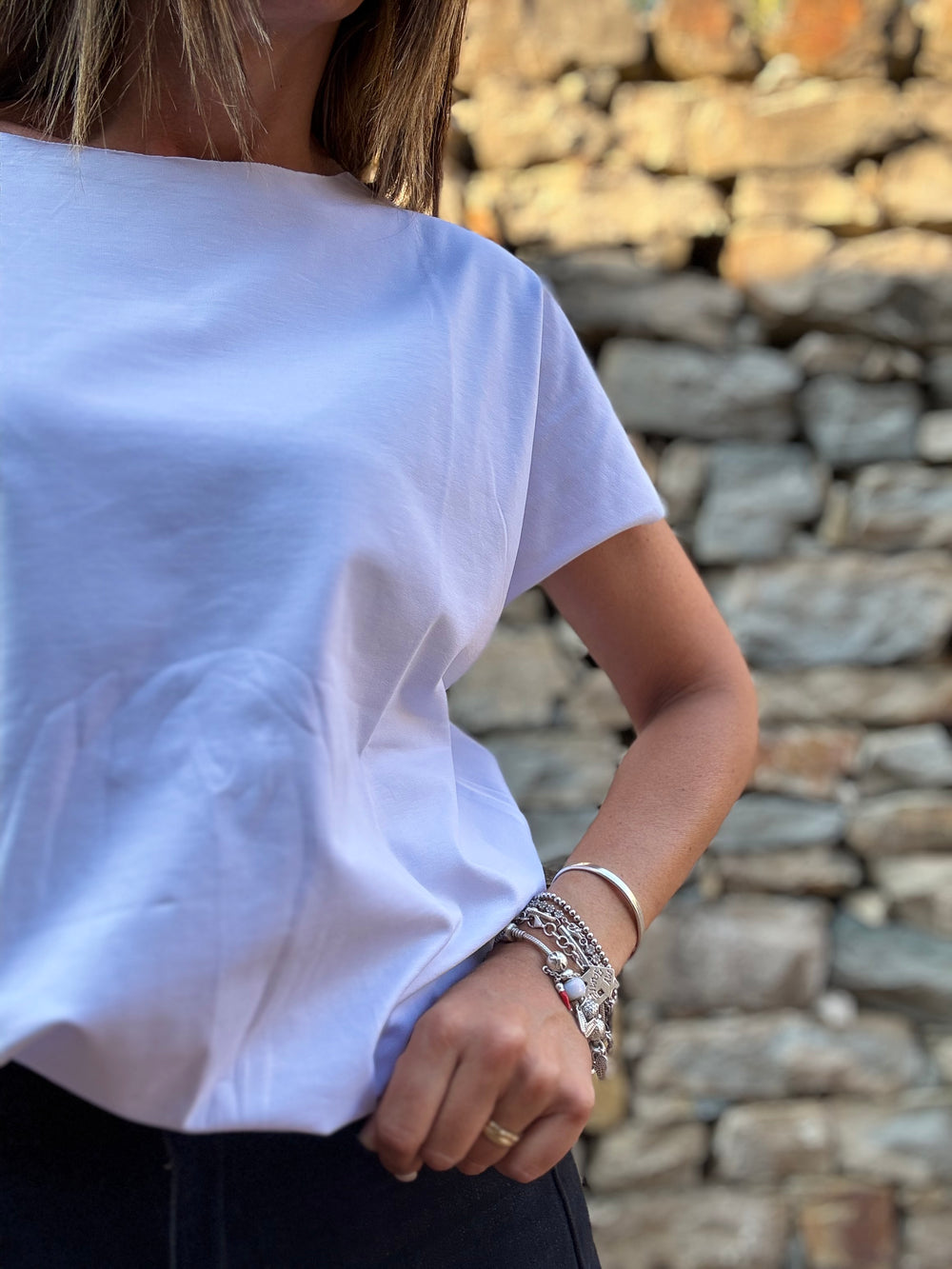 La t-shirt taglio laser