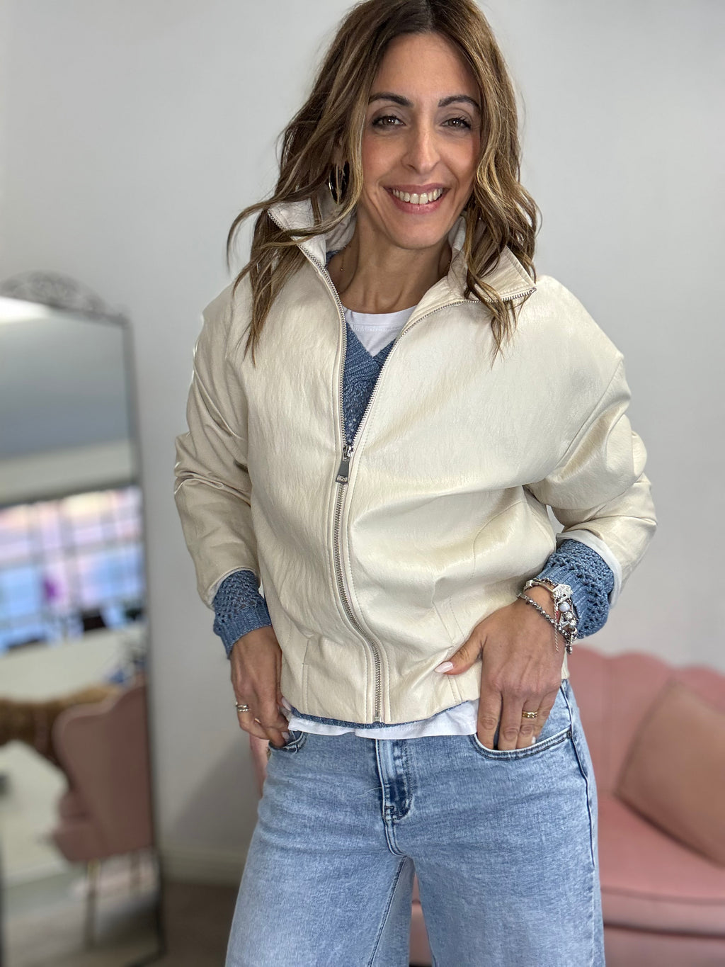 La giacca in ecopelle