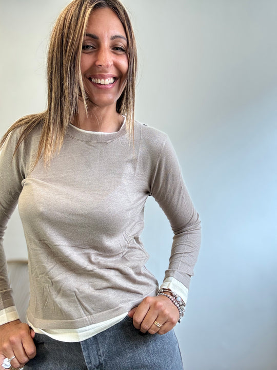 Il pull leggero sovrapposto
