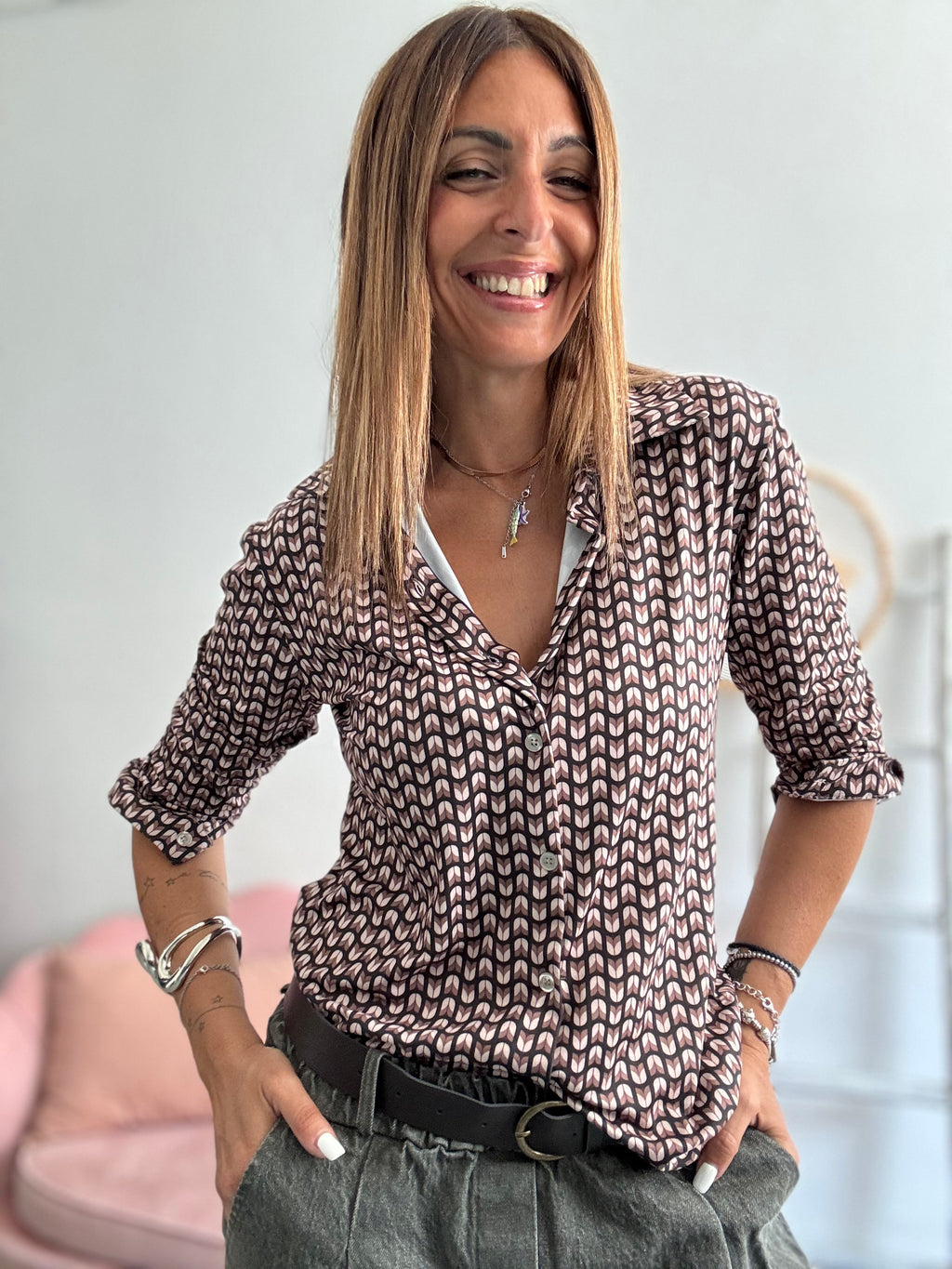 La camicia in maglina