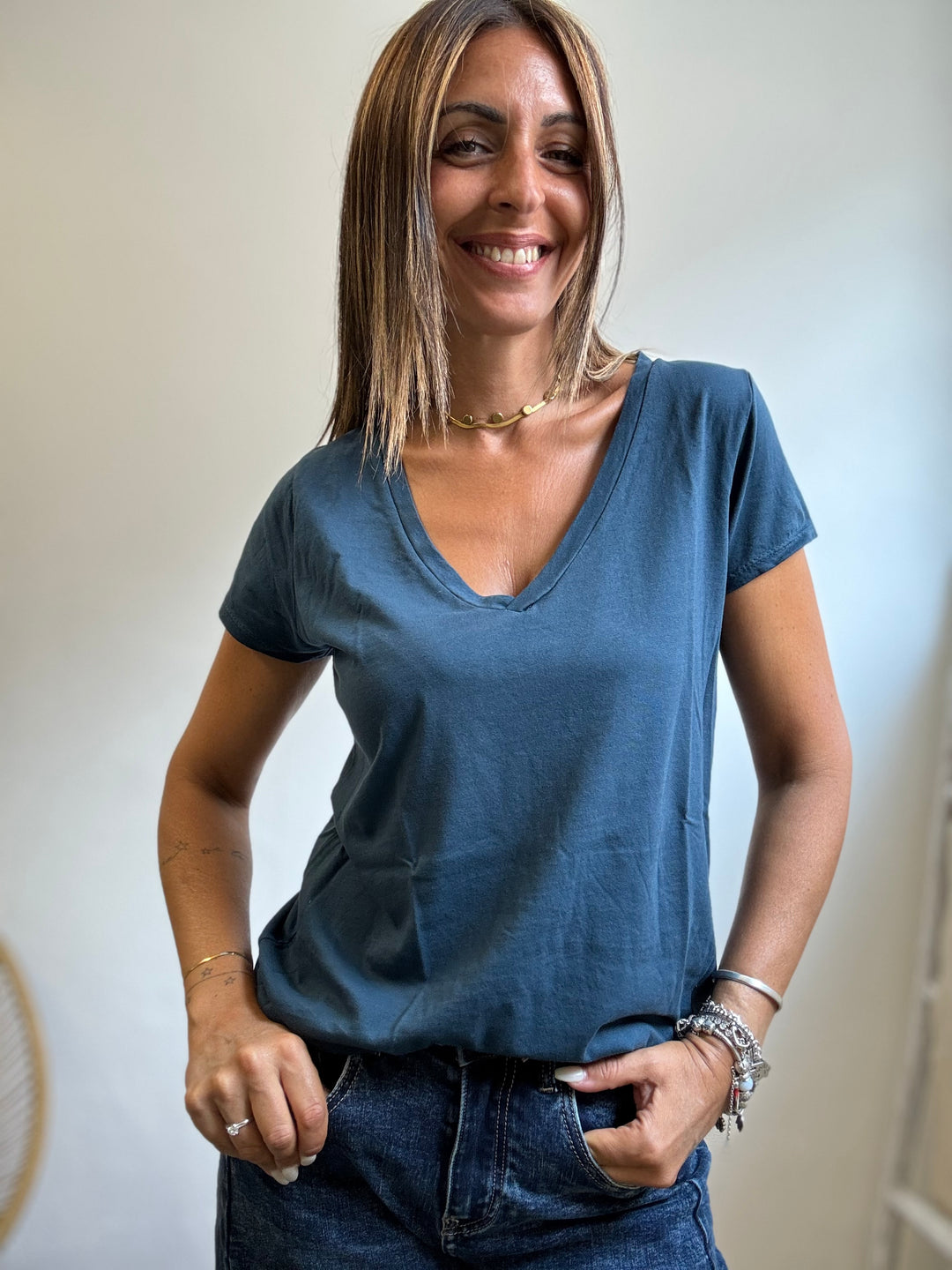 La t-shirt scollo a V