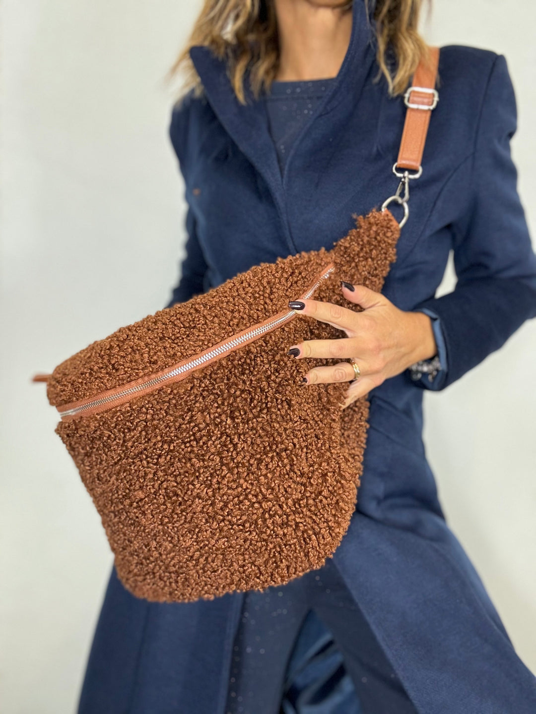 La borsa marsupio in boucle