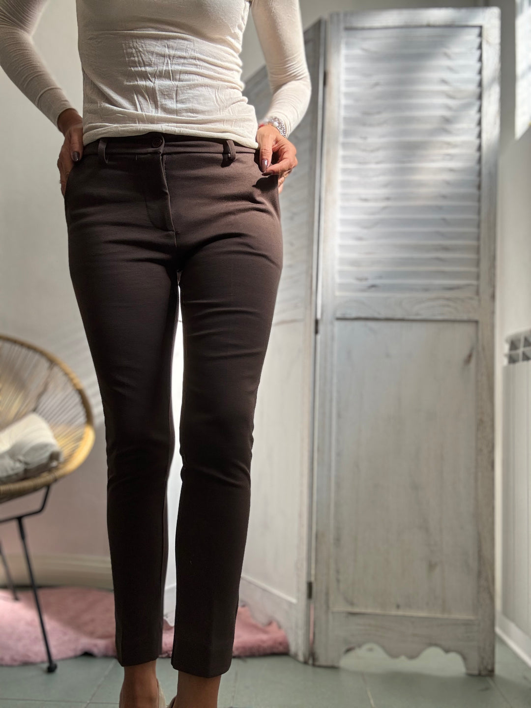 Il pantalone sigaretta punto Milano