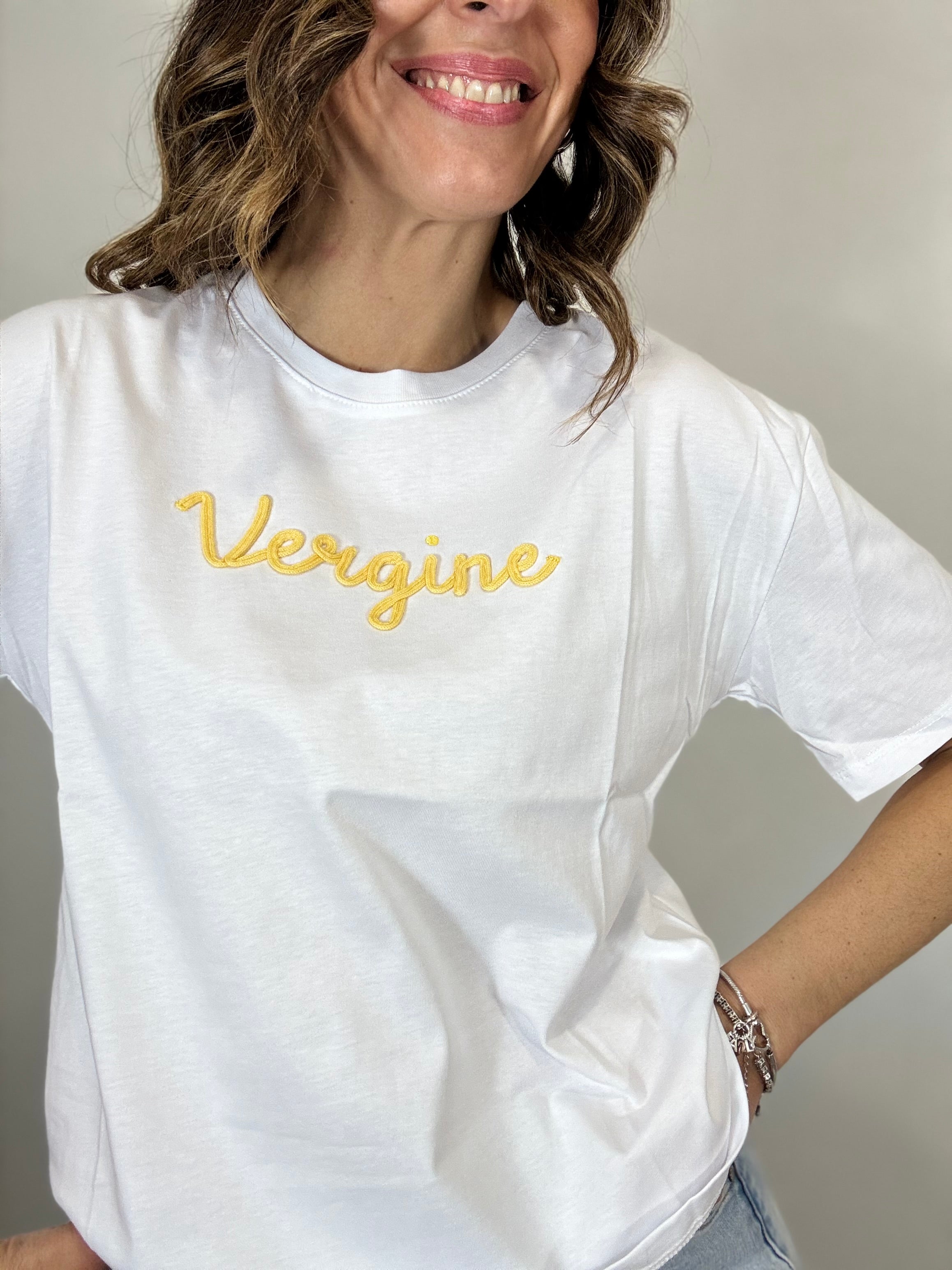 La T shirt LUMINA coi segni zodiacali