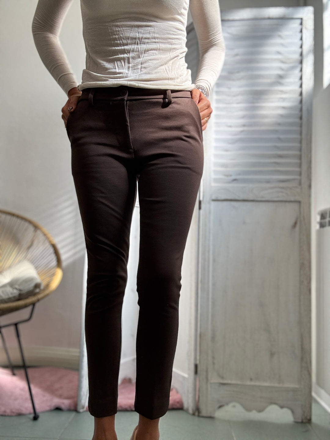 Il pantalone sigaretta punto Milano