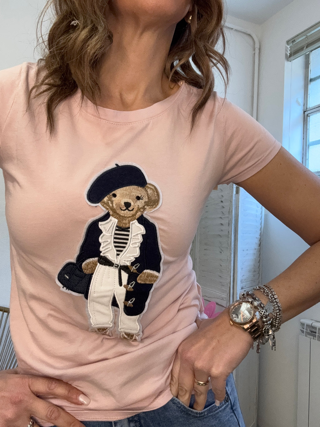 La t-shirt con L orsetto