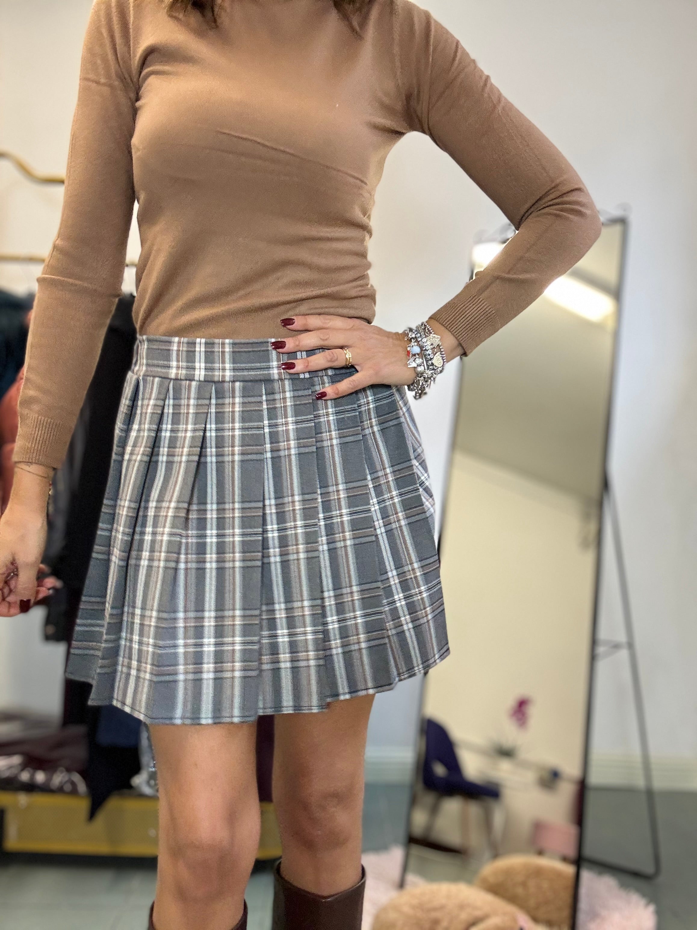 La gonnellina con le pieghe