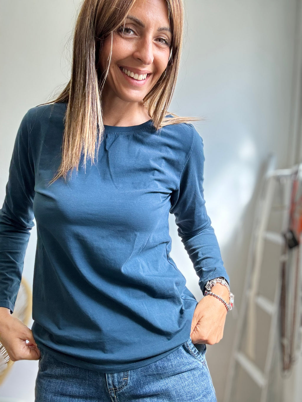 La t-shirt girocollo manica lunga