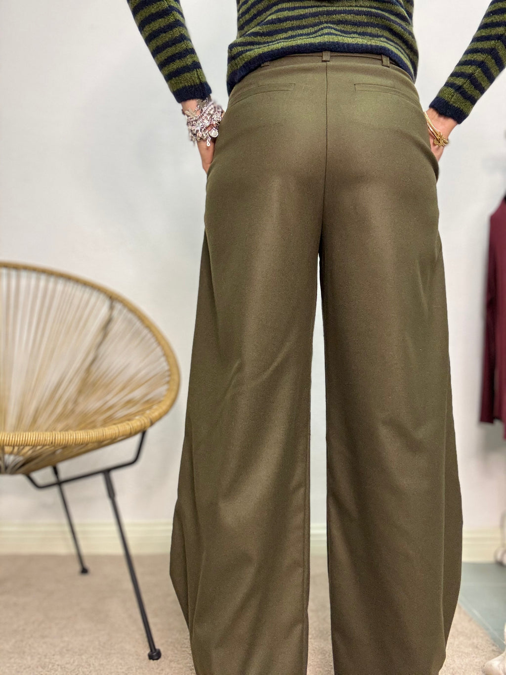 Il pantalone Javier in fustagnetto