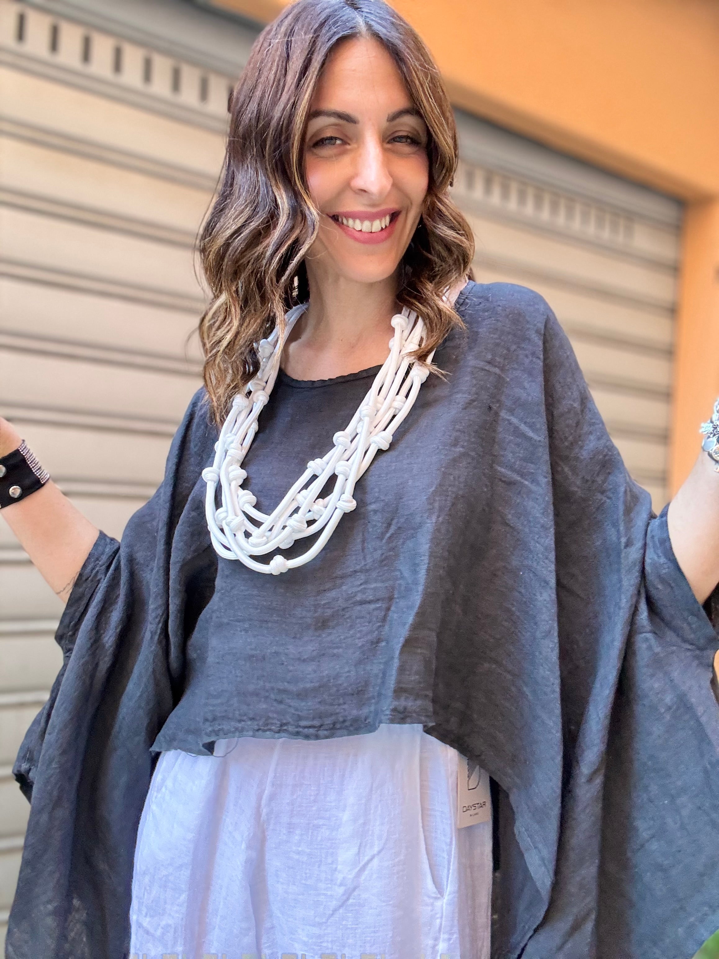 La mantella in lino ( due colori )