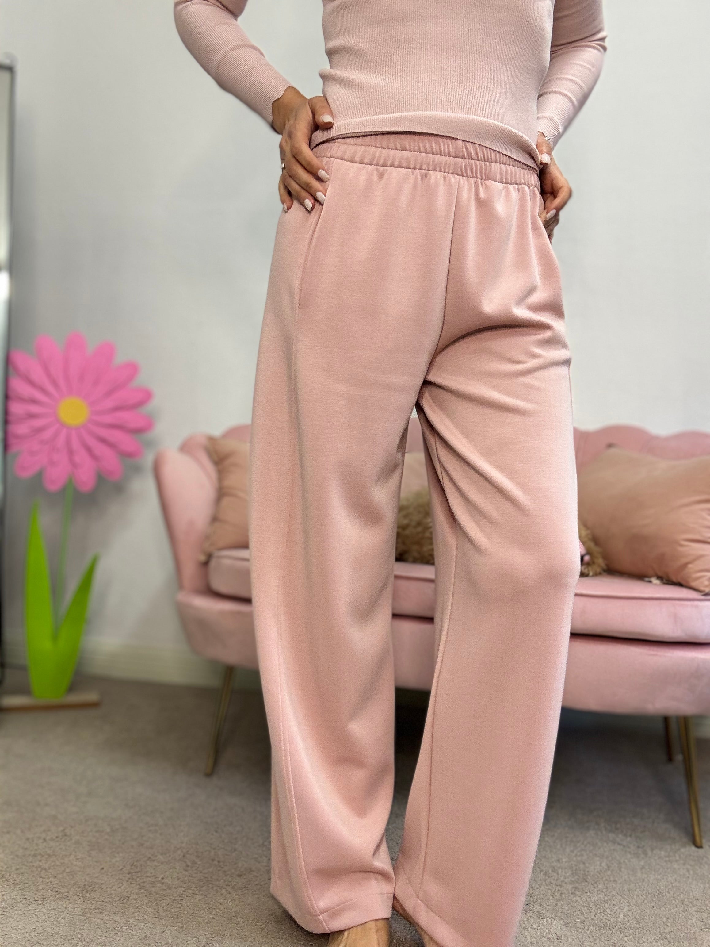 Il pantalone che slancia