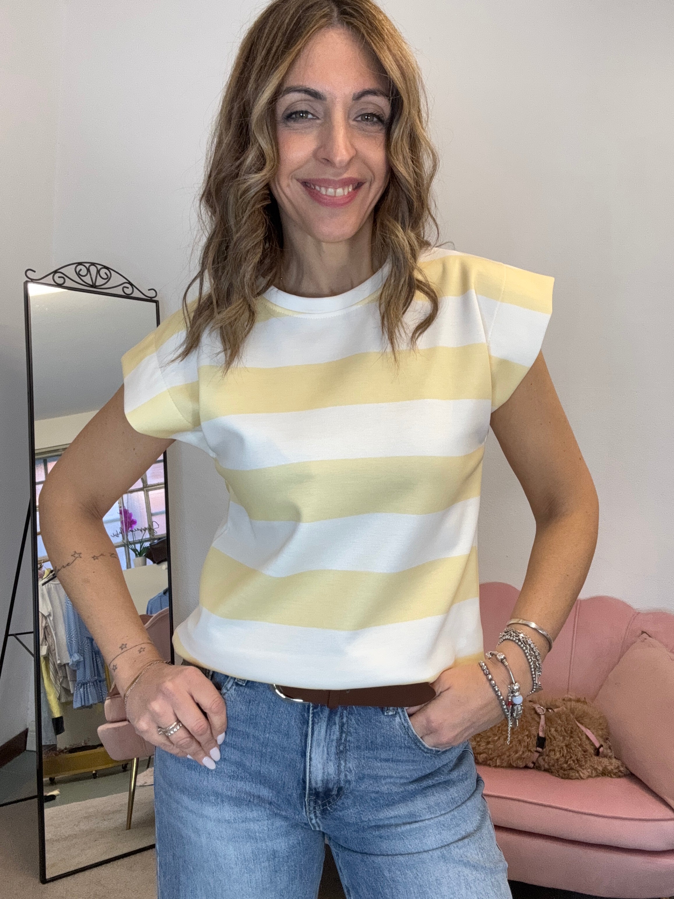 La maglie con le alette a righe