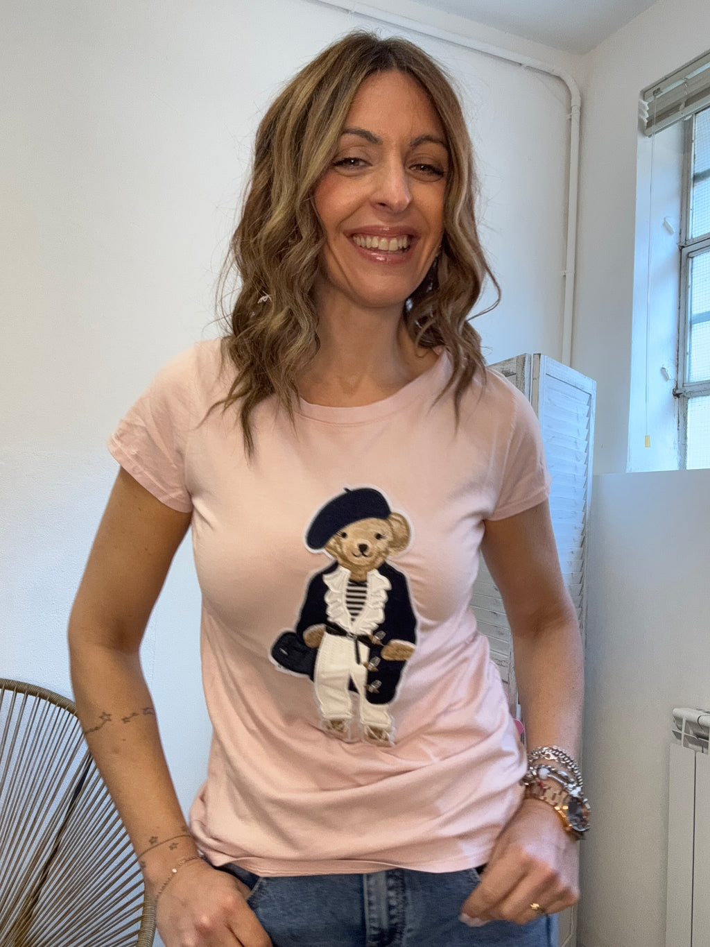 La t-shirt con L orsetto