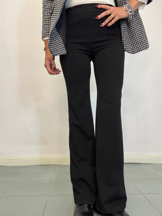 Pantalone zampetta Manu con l’elastico