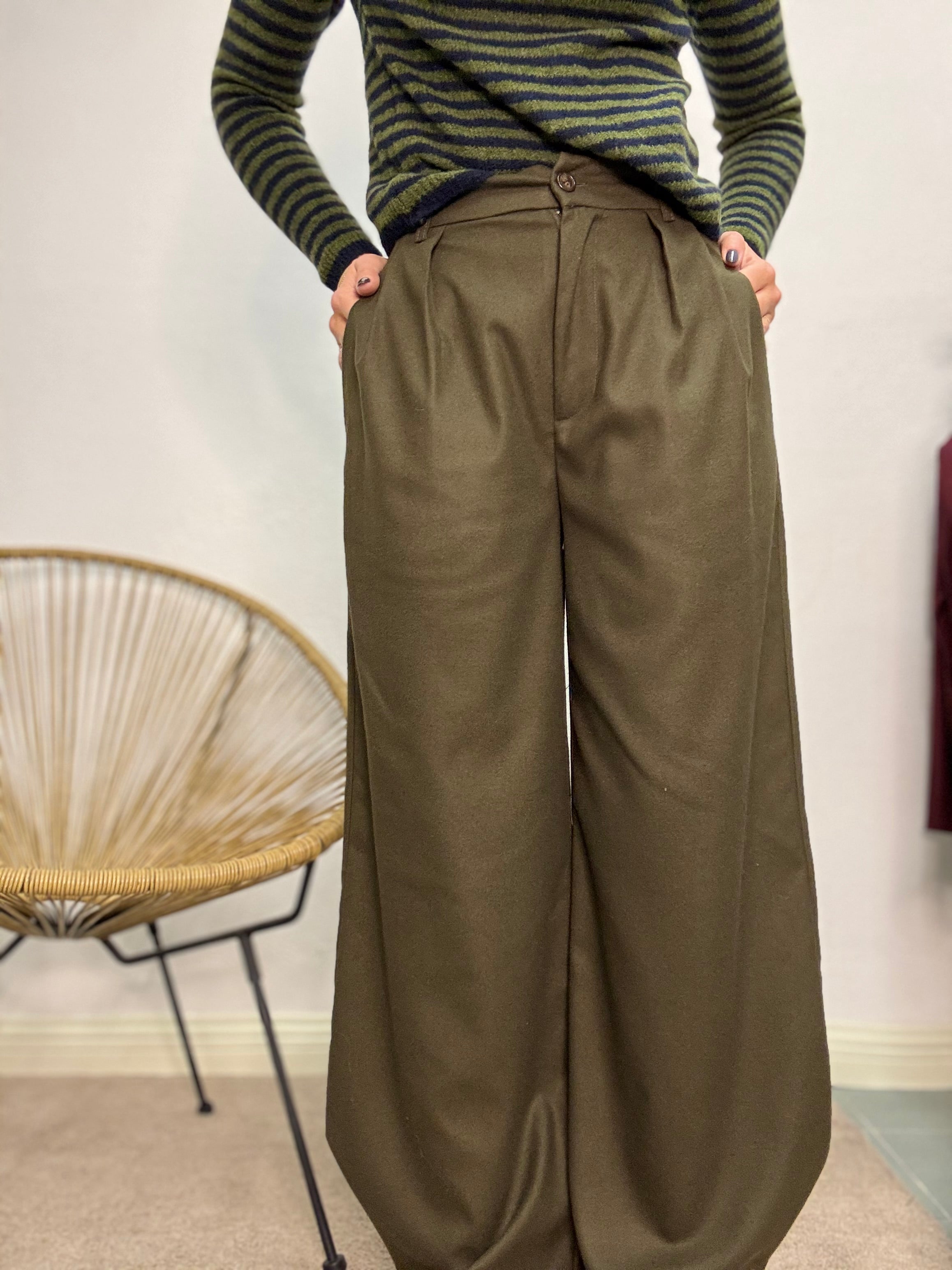 Il pantalone Javier in fustagnetto