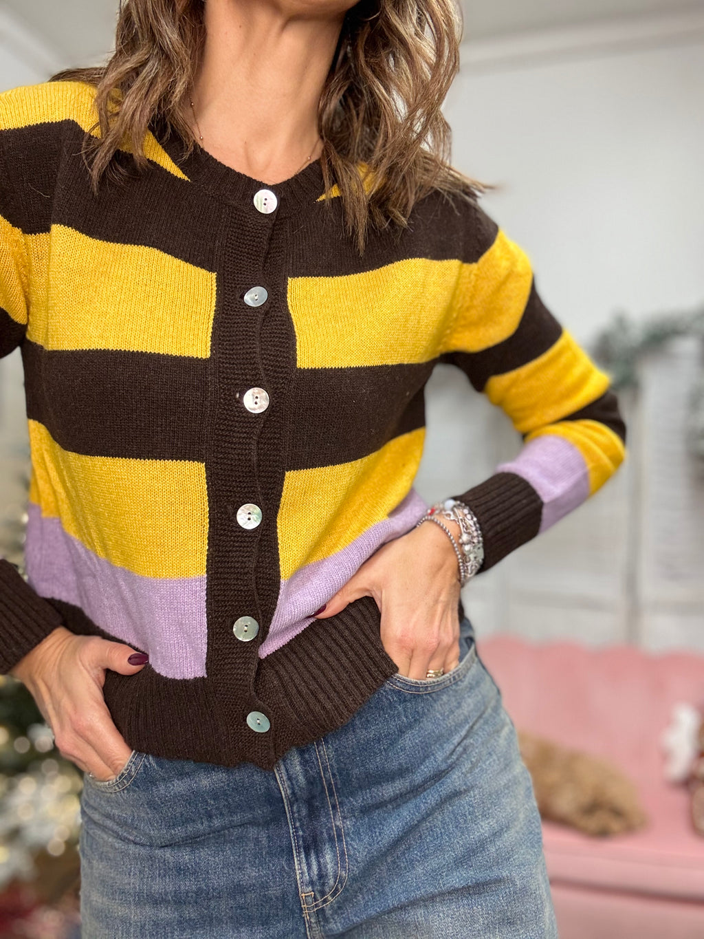 Il cardigan in misto cachemire rigato colorato