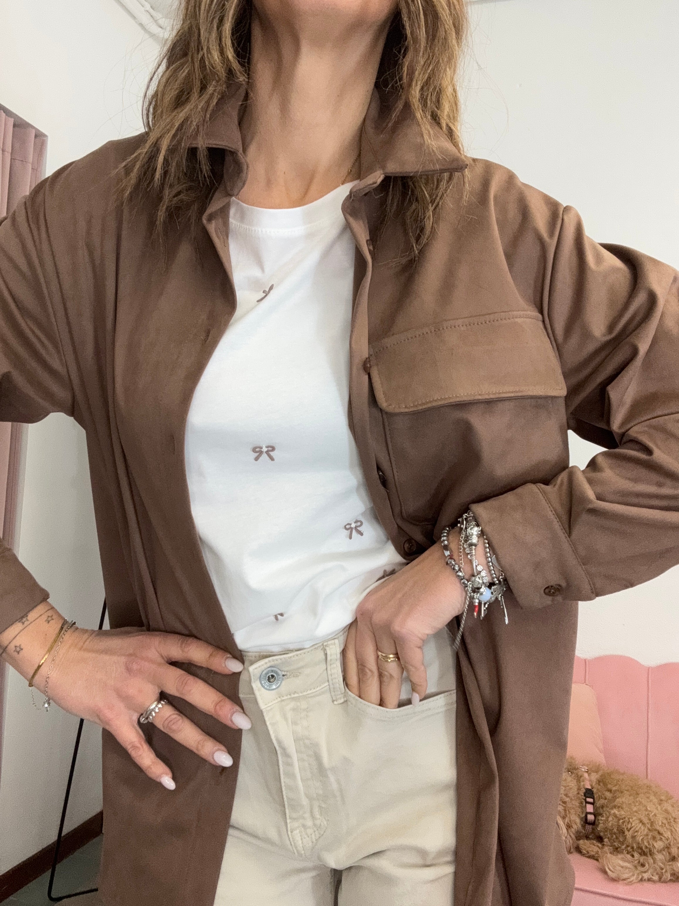 La t-shirt coi fiocchetti