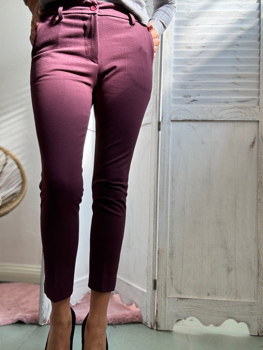 Il pantalone sigaretta punto Milano