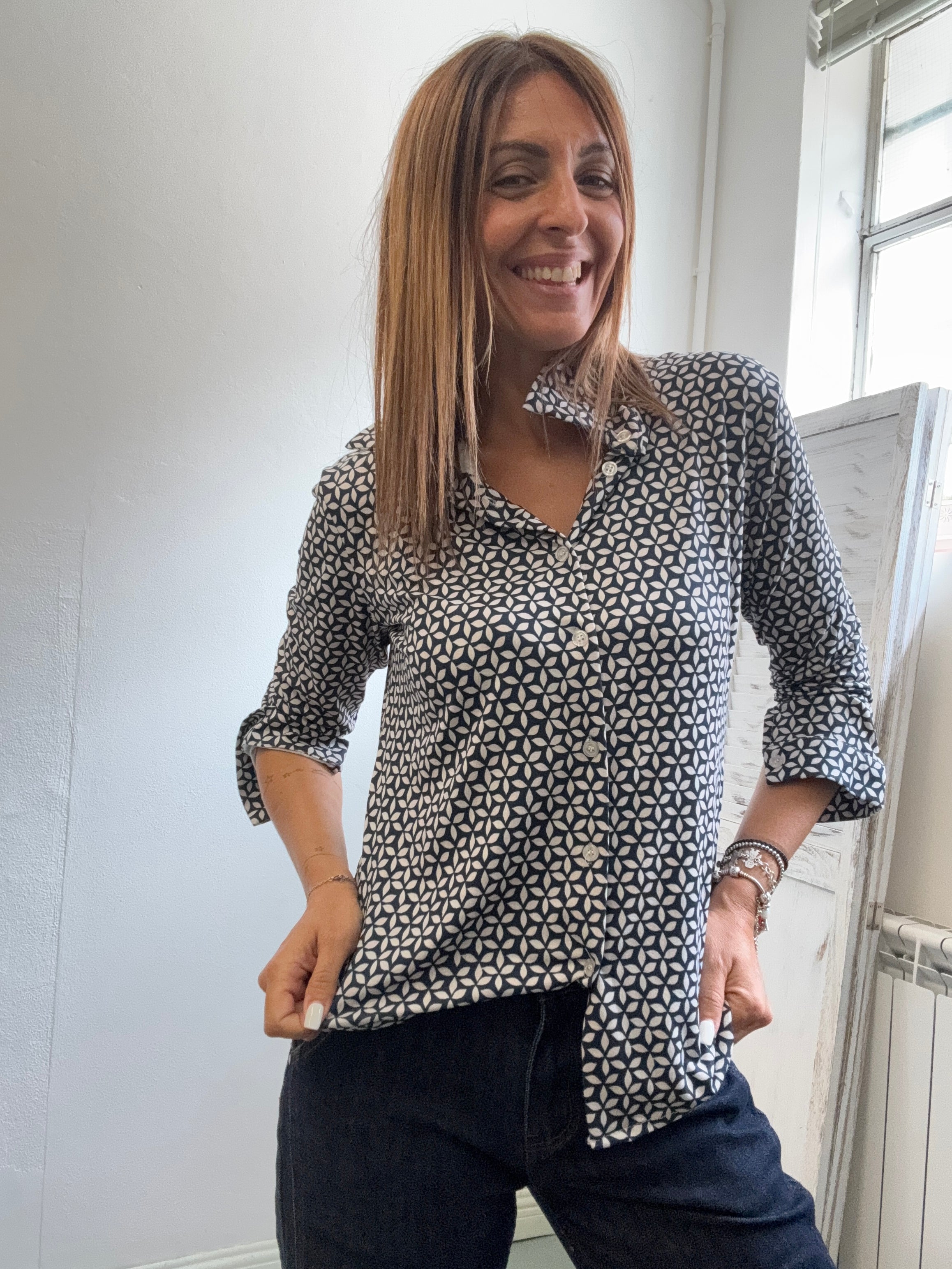 La camicia in maglina con l’alloro