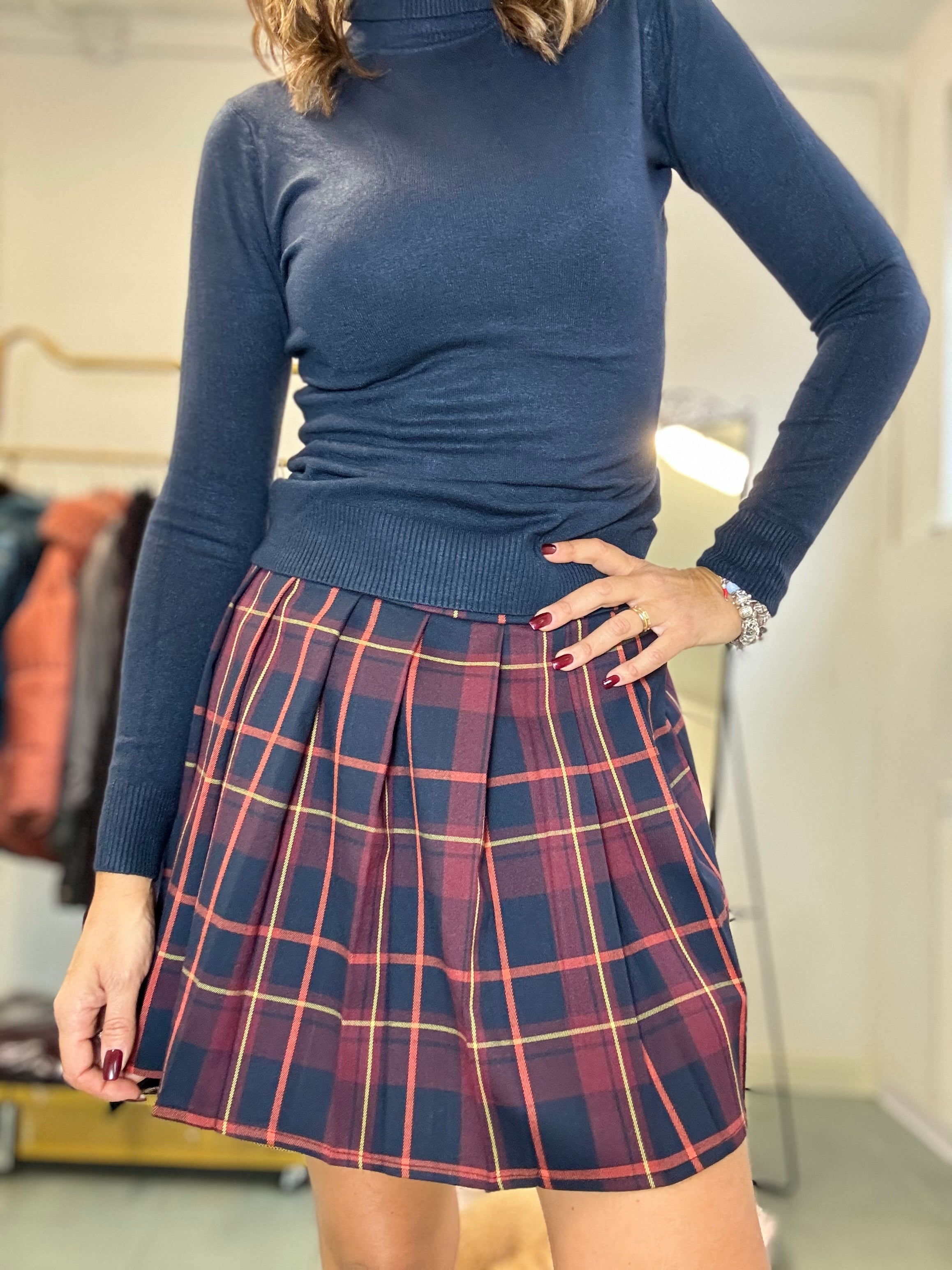 La gonnellina con le pieghe