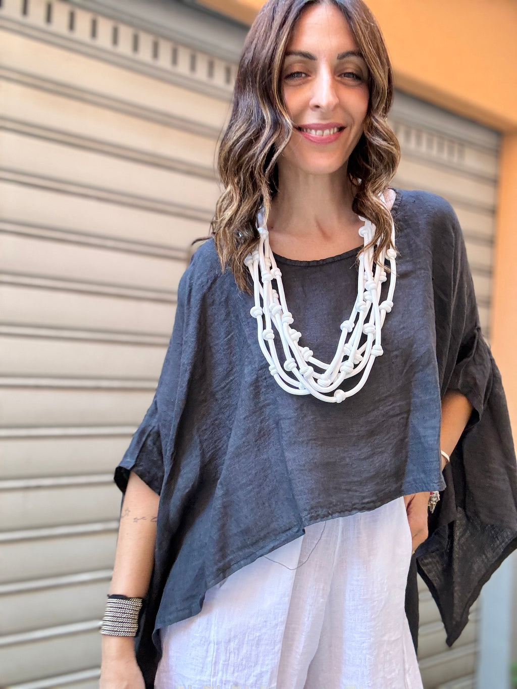 La mantella in lino ( due colori )