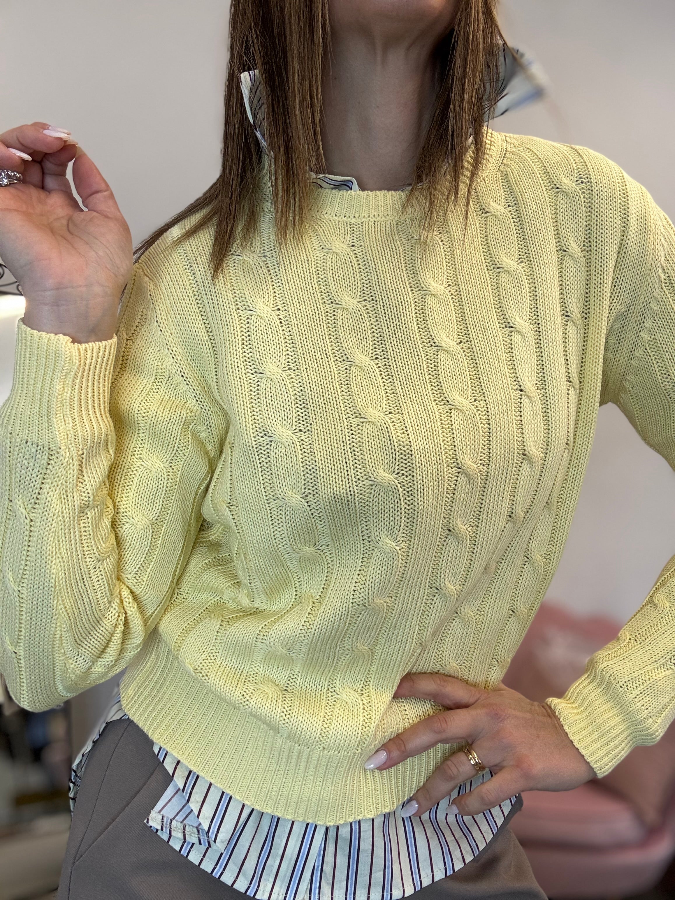 Pull in cotone con le trecce