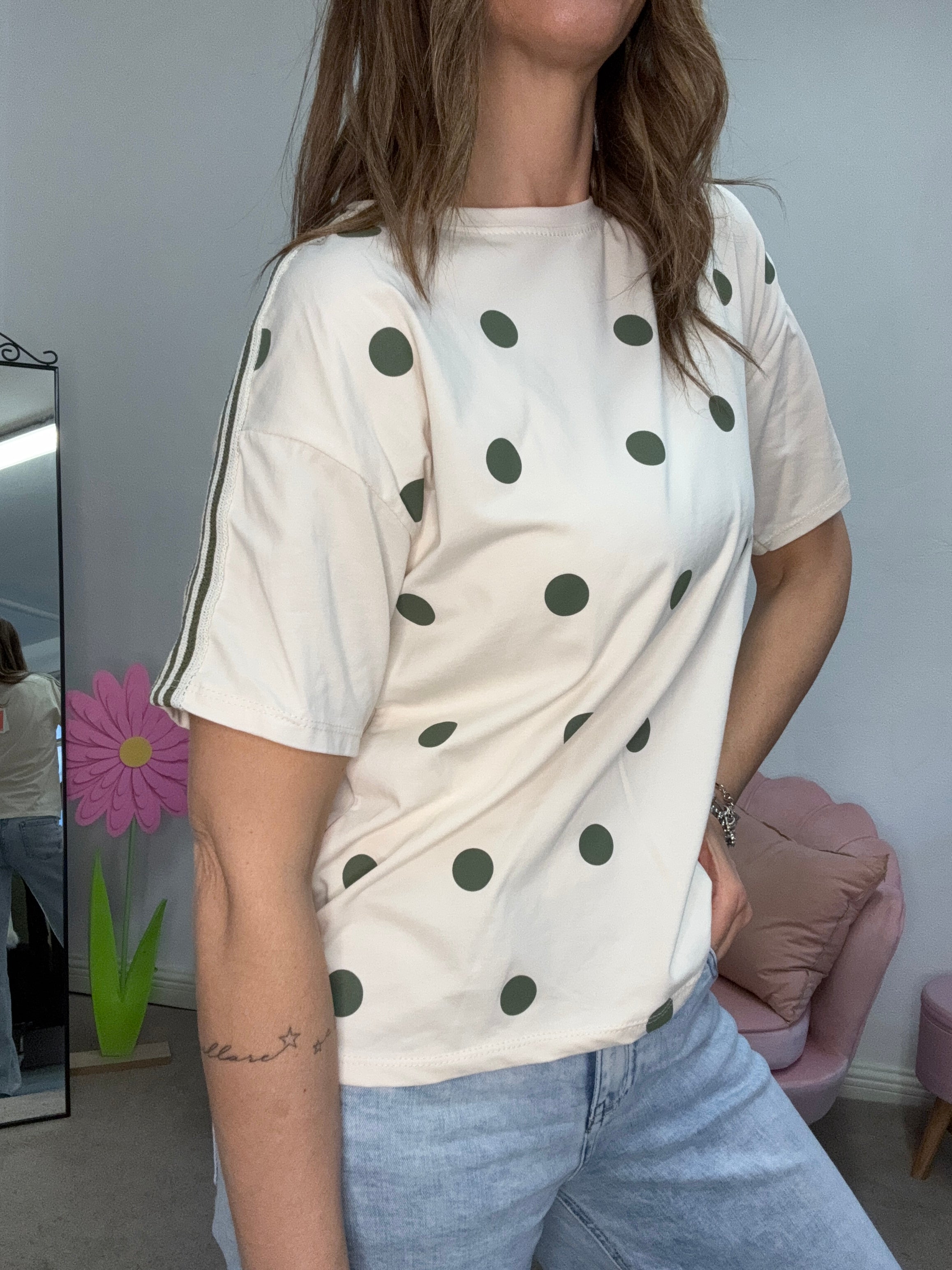 La t-shirt pois e righe