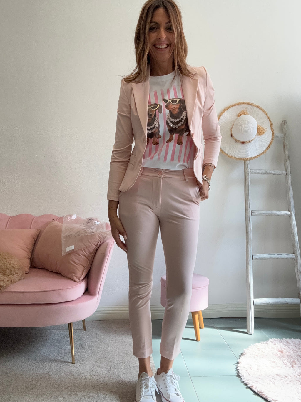 OUTFIT 4