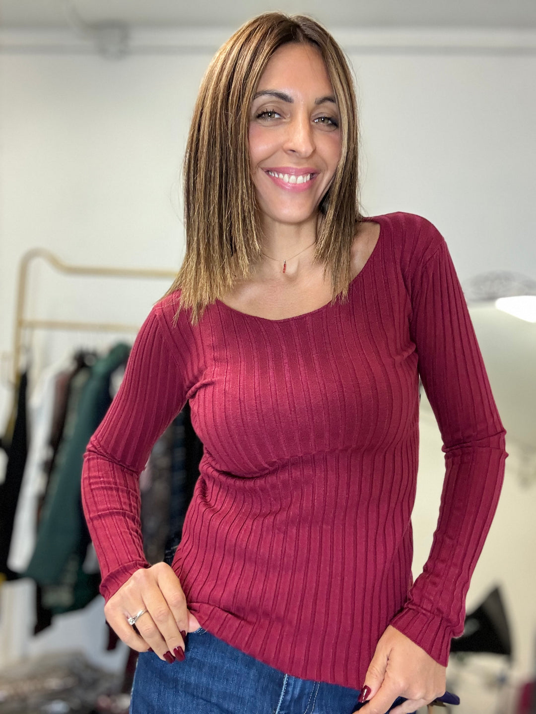 Il pull basico con le costine