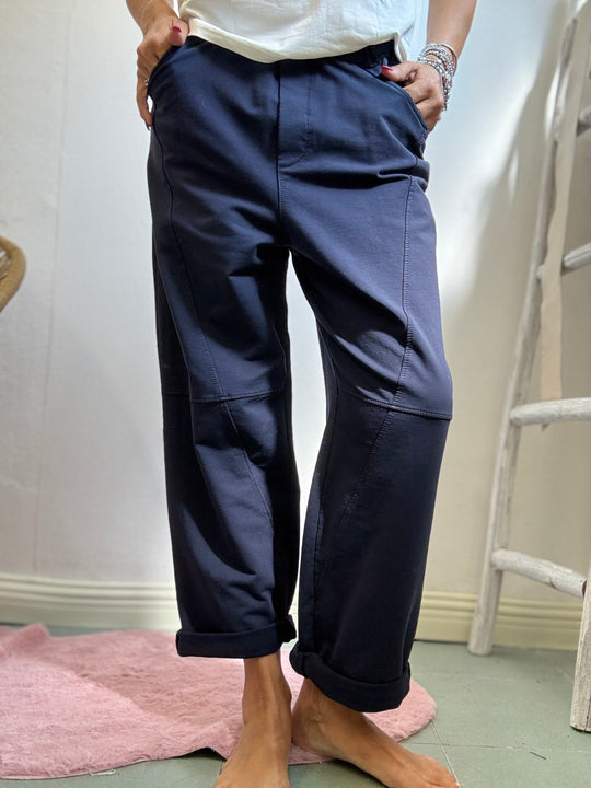 Il pantalone comodo in cotone