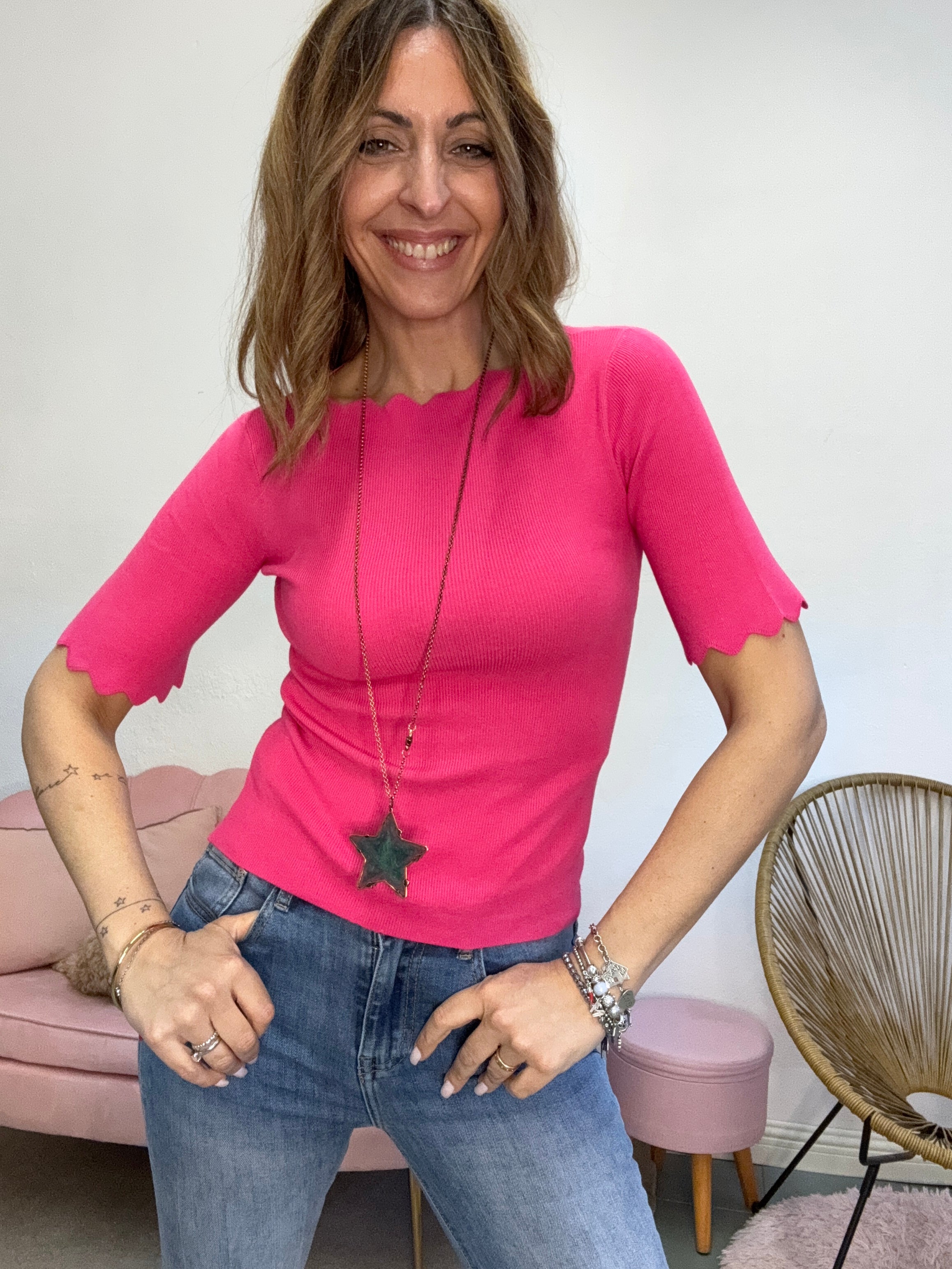 La maglia ondulata a costine manica corta