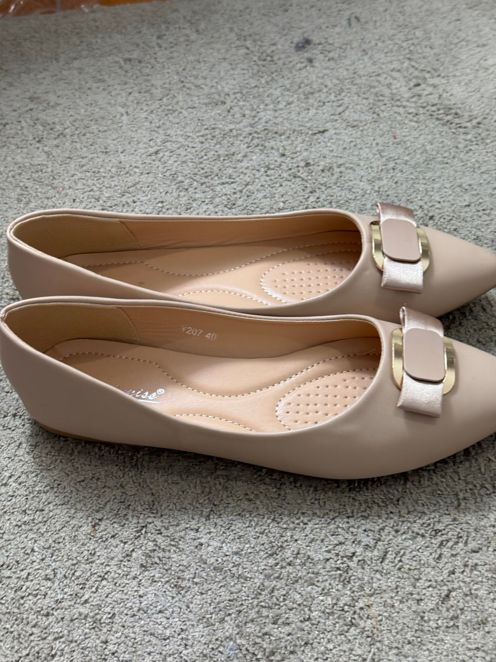 La ballerina con la puntina in due colori