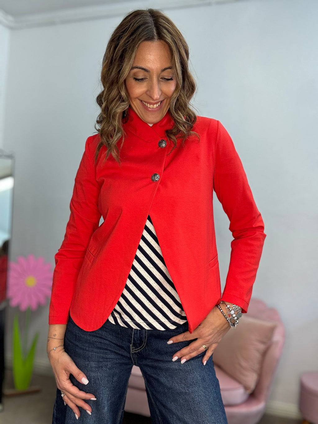 La giacca Pamela coi due bottoni