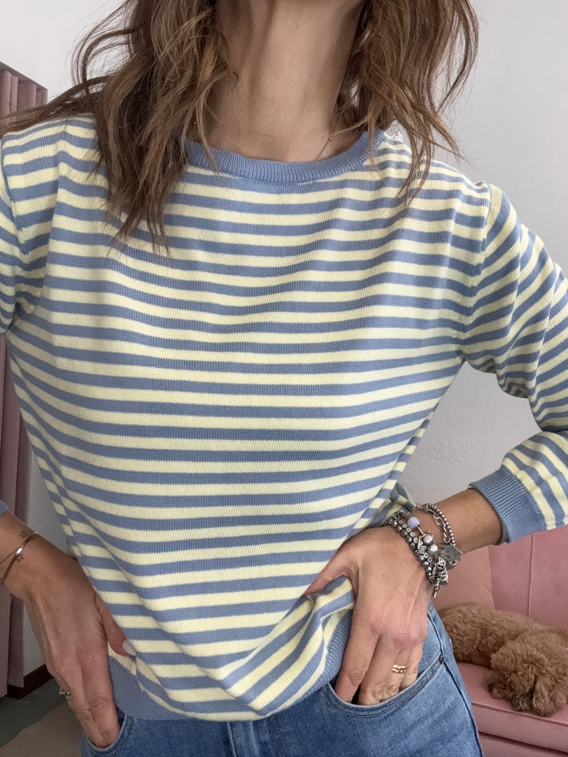 Il pull rigato cotonato