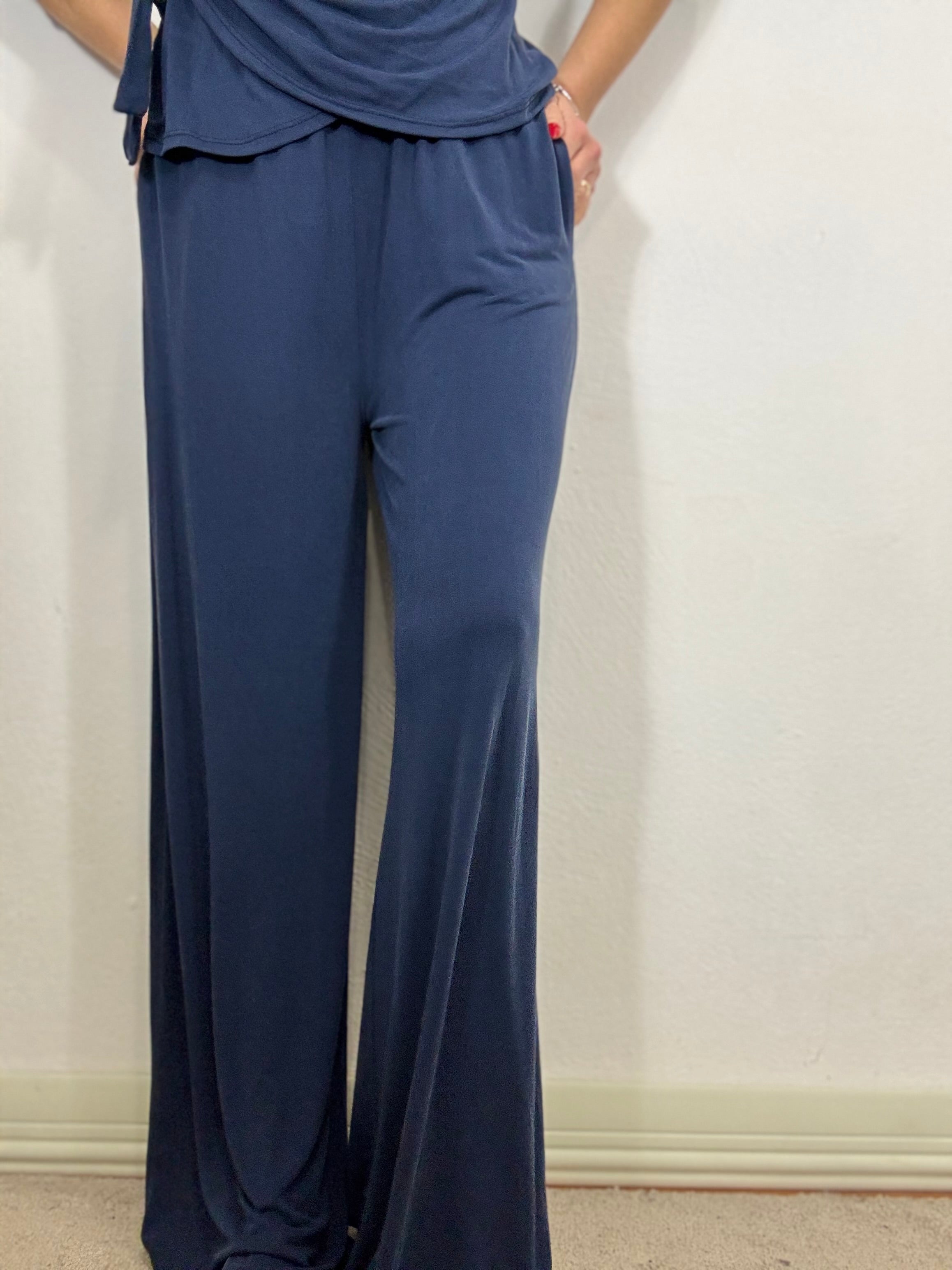 Pantaloni a costine in viscosa leggera