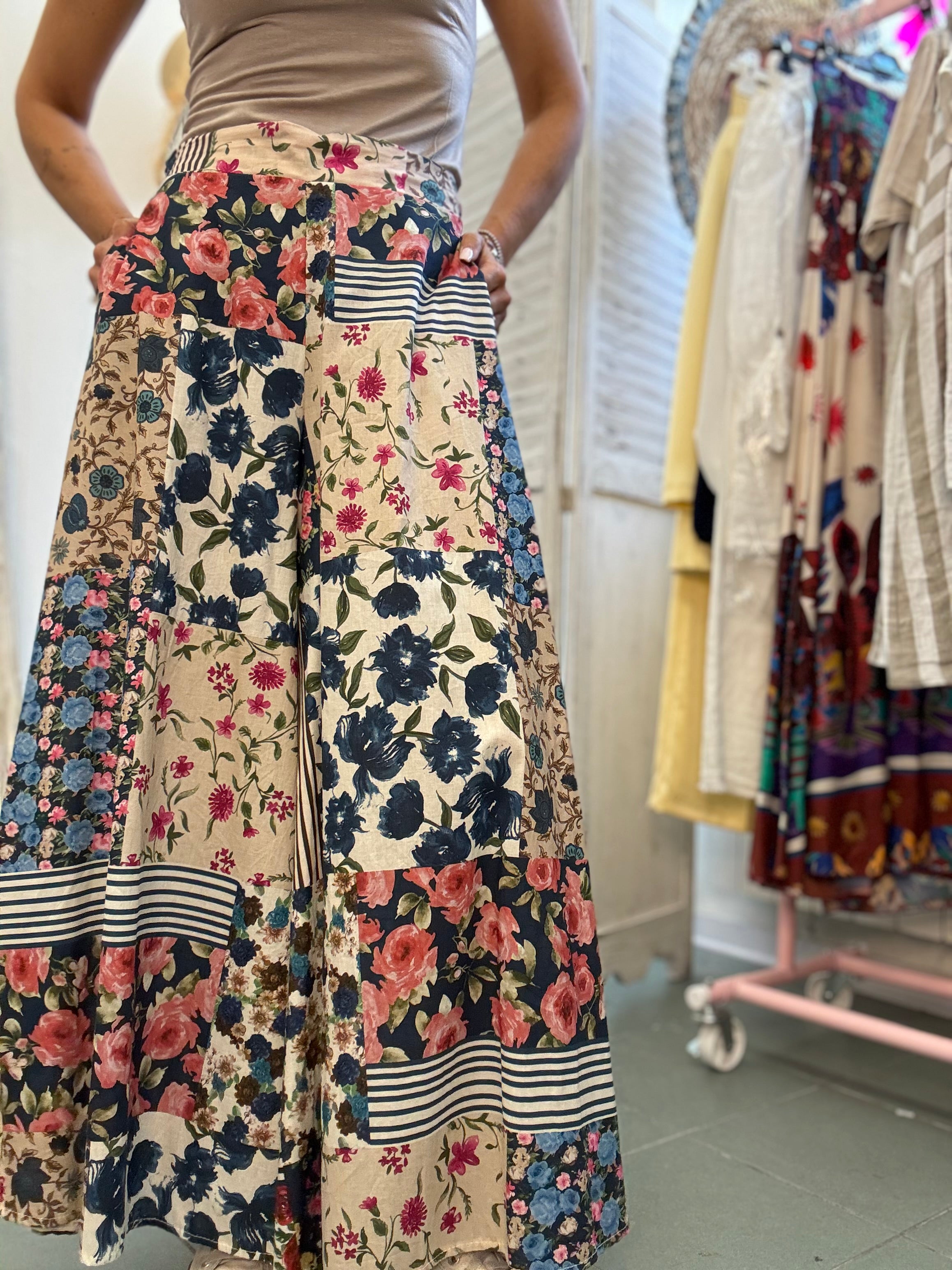 Il pantalone gonnellone fiorato