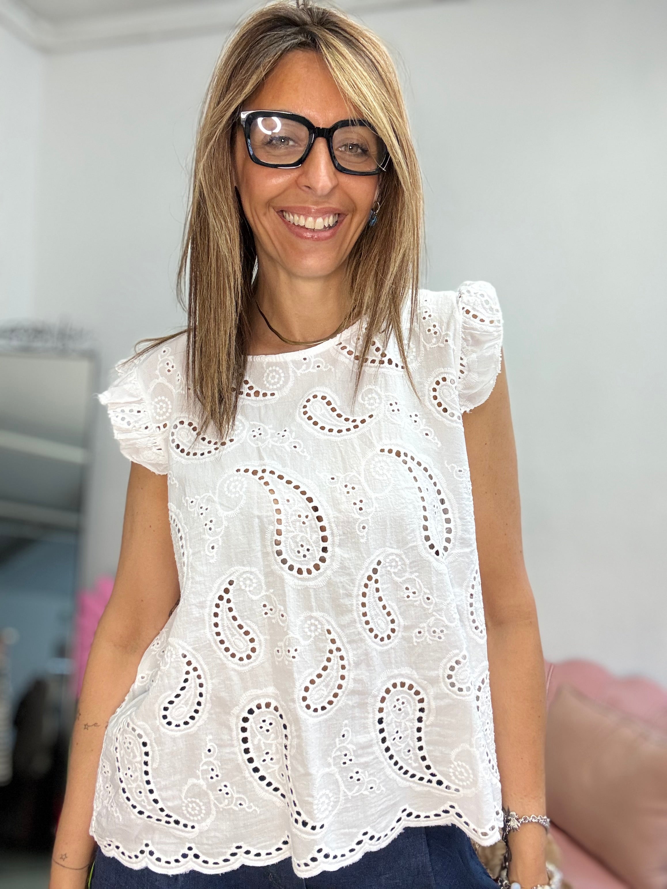 La blusa sangallo