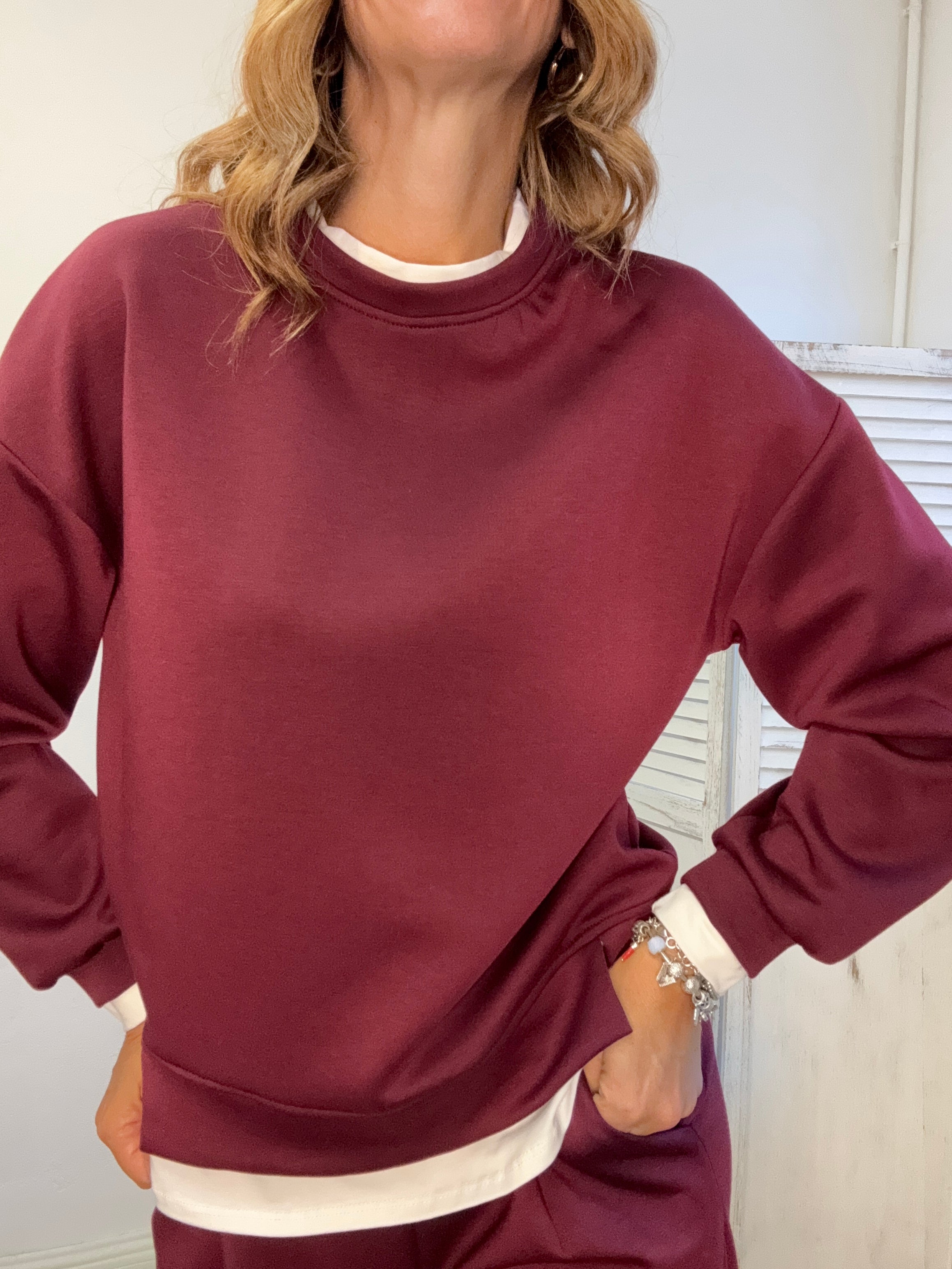 Il completo con la t-shirt annessa