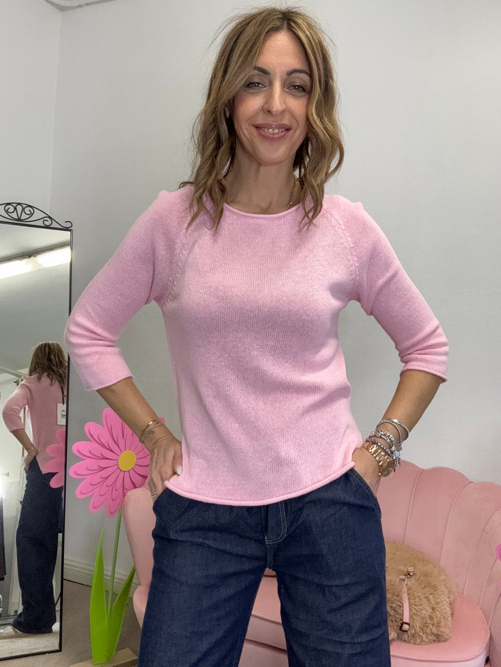 Il pull di cotone con gli spacchetti