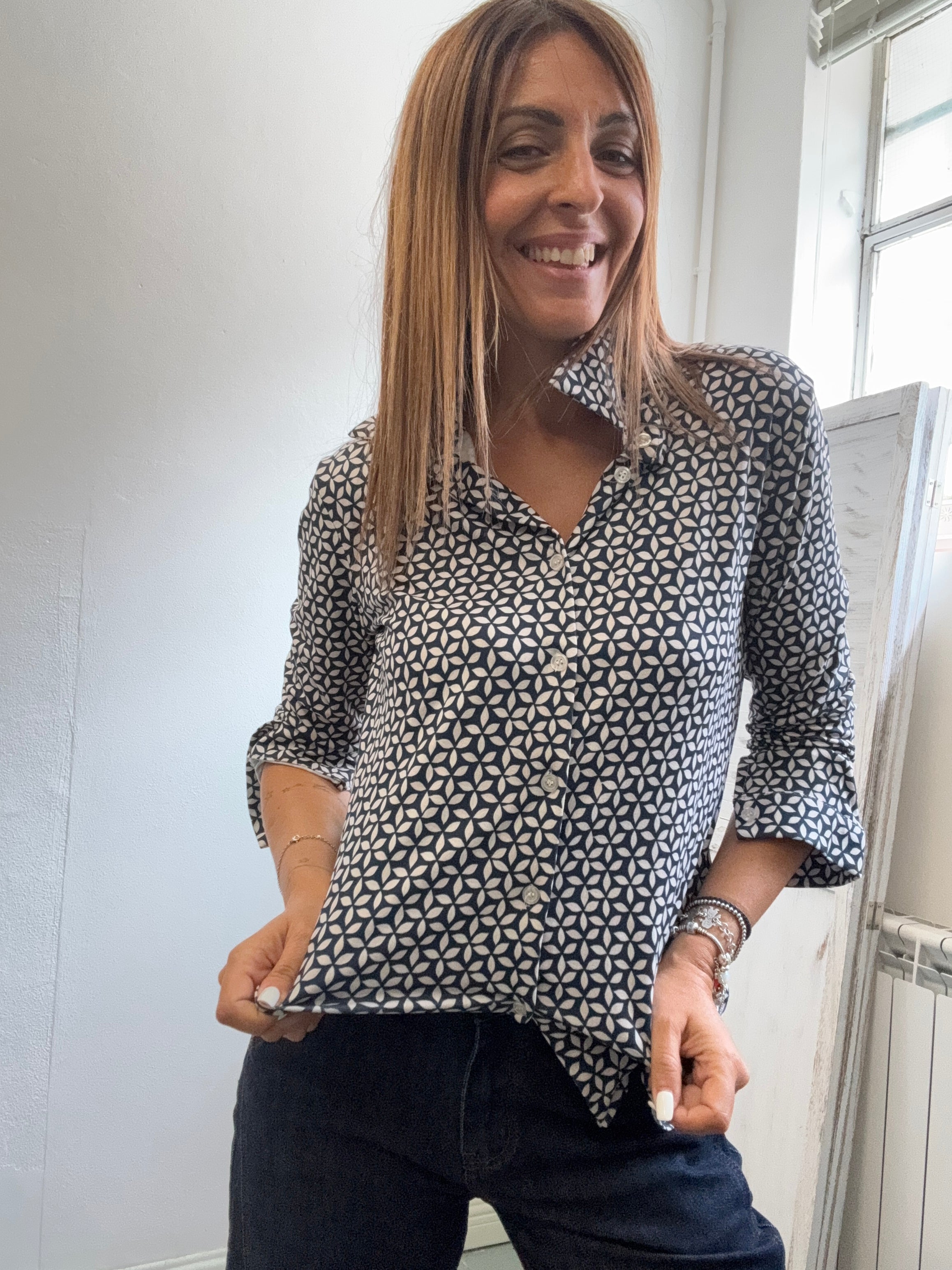 La camicia in maglina con l’alloro